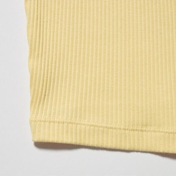 UNIQLO | Yellow Sleeveless Fitted Crop Tank Top - Picture 2 of 11